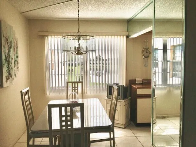  Residence photo 4
