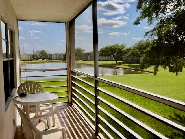  Residence photo 12