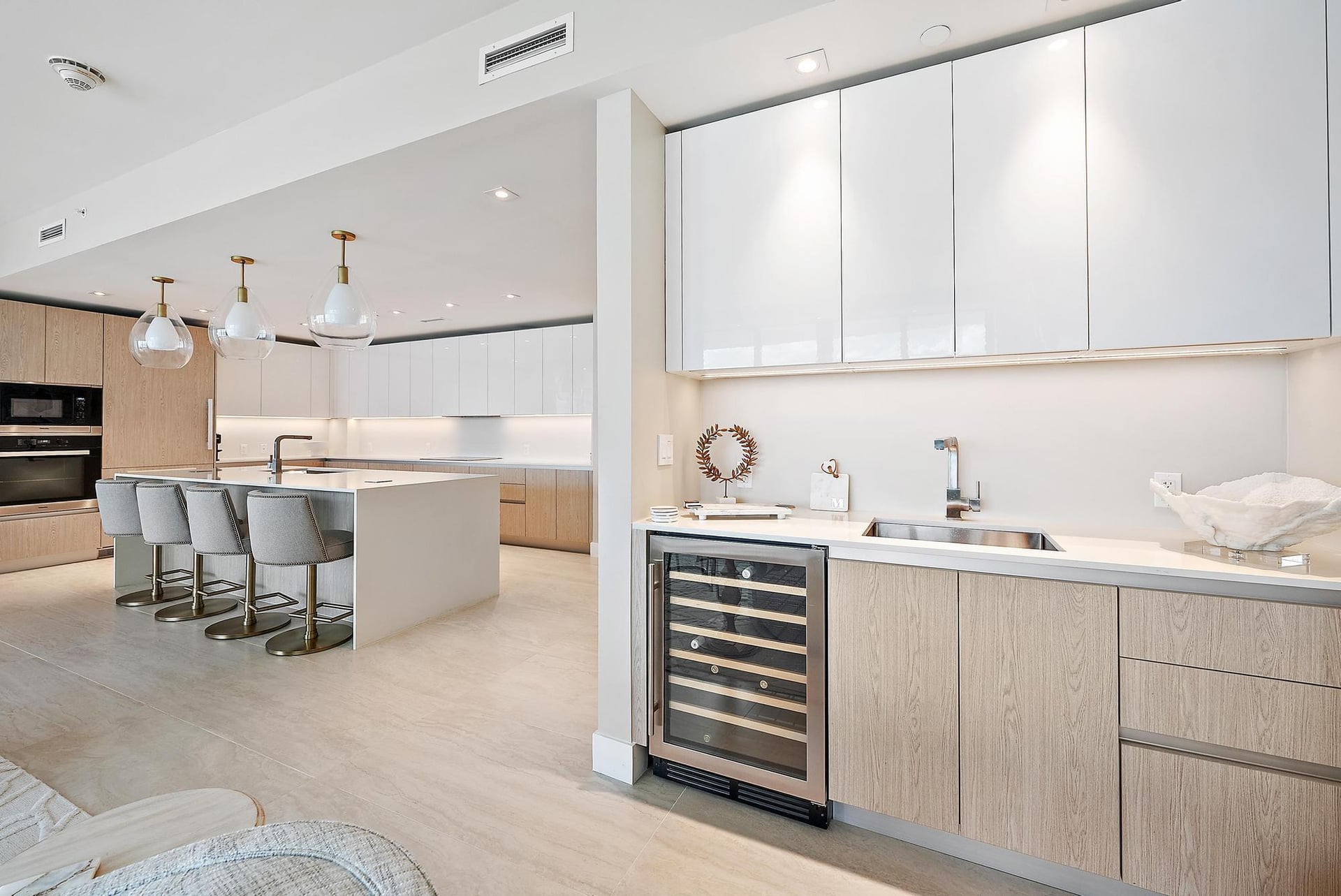 Amrit Ocean Resort & Residences Unit P-1105 photo 4