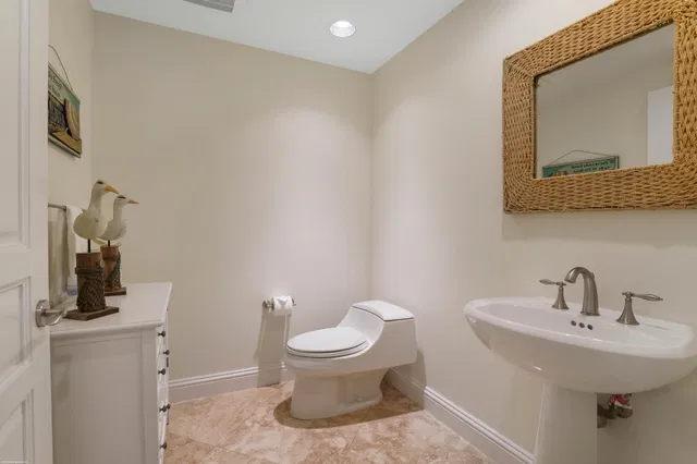 Renaissance on the Ocean Unit 1450 photo 37
