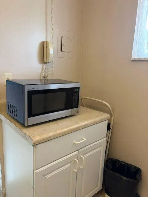 Unit 202 photo 4
