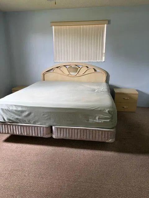 Unit 202 photo 16