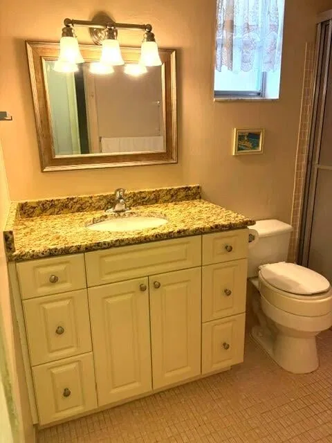 Unit 202 photo 18