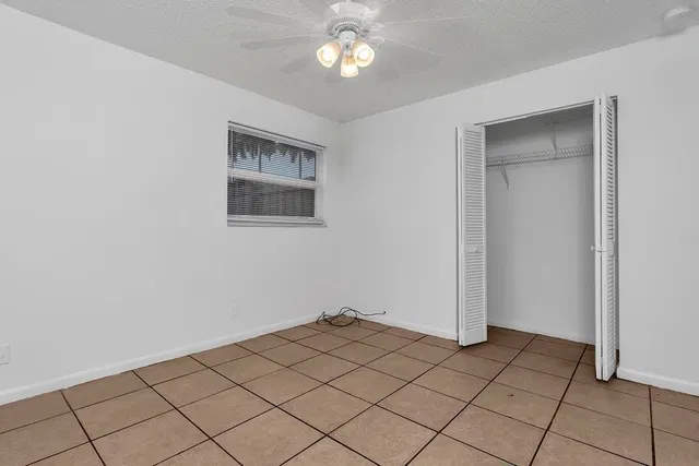 Downtown West Palm Beach Unit B photo 17