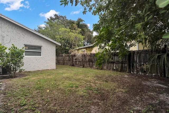 Downtown West Palm Beach Unit B photo 20