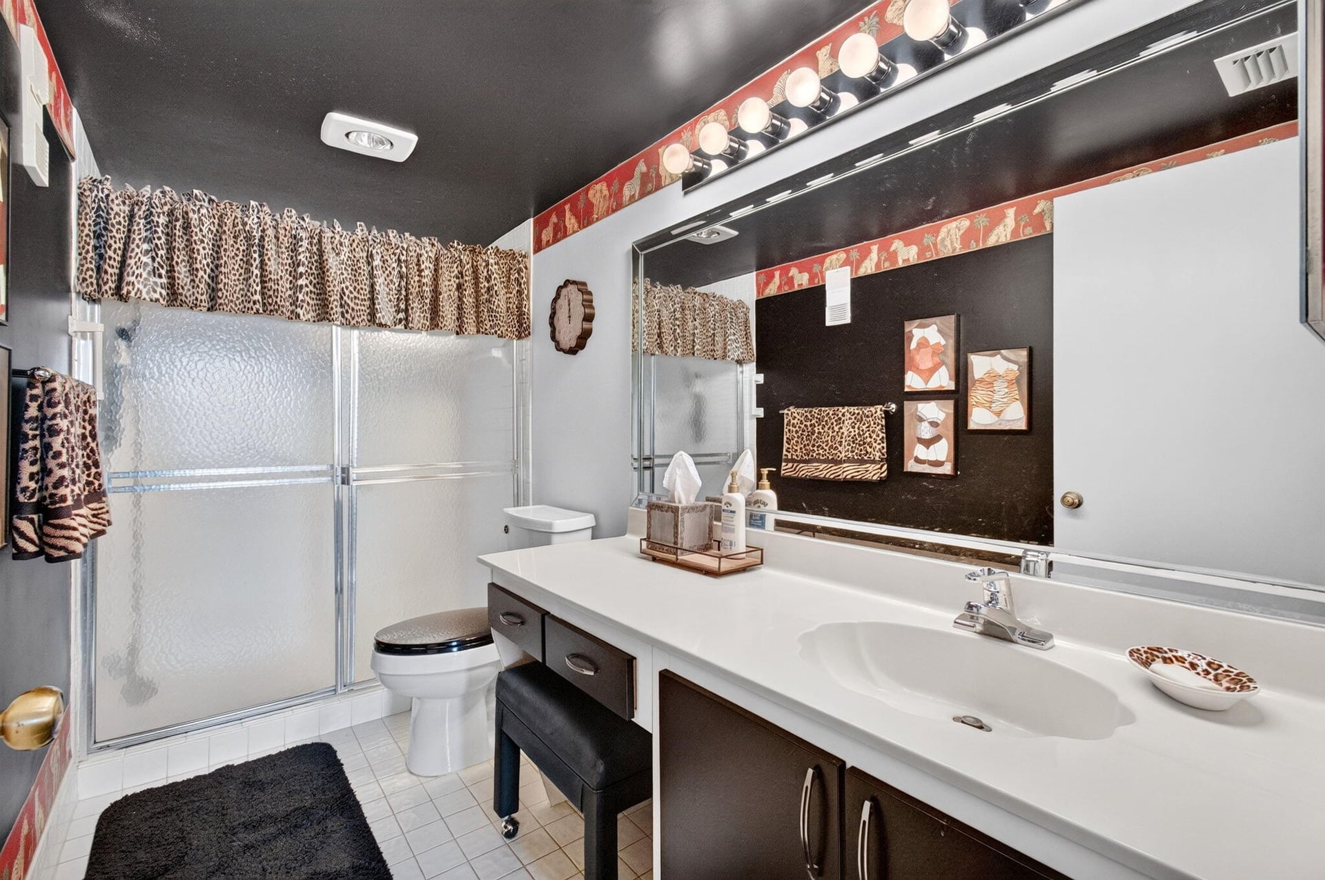 Unit 102 photo 33