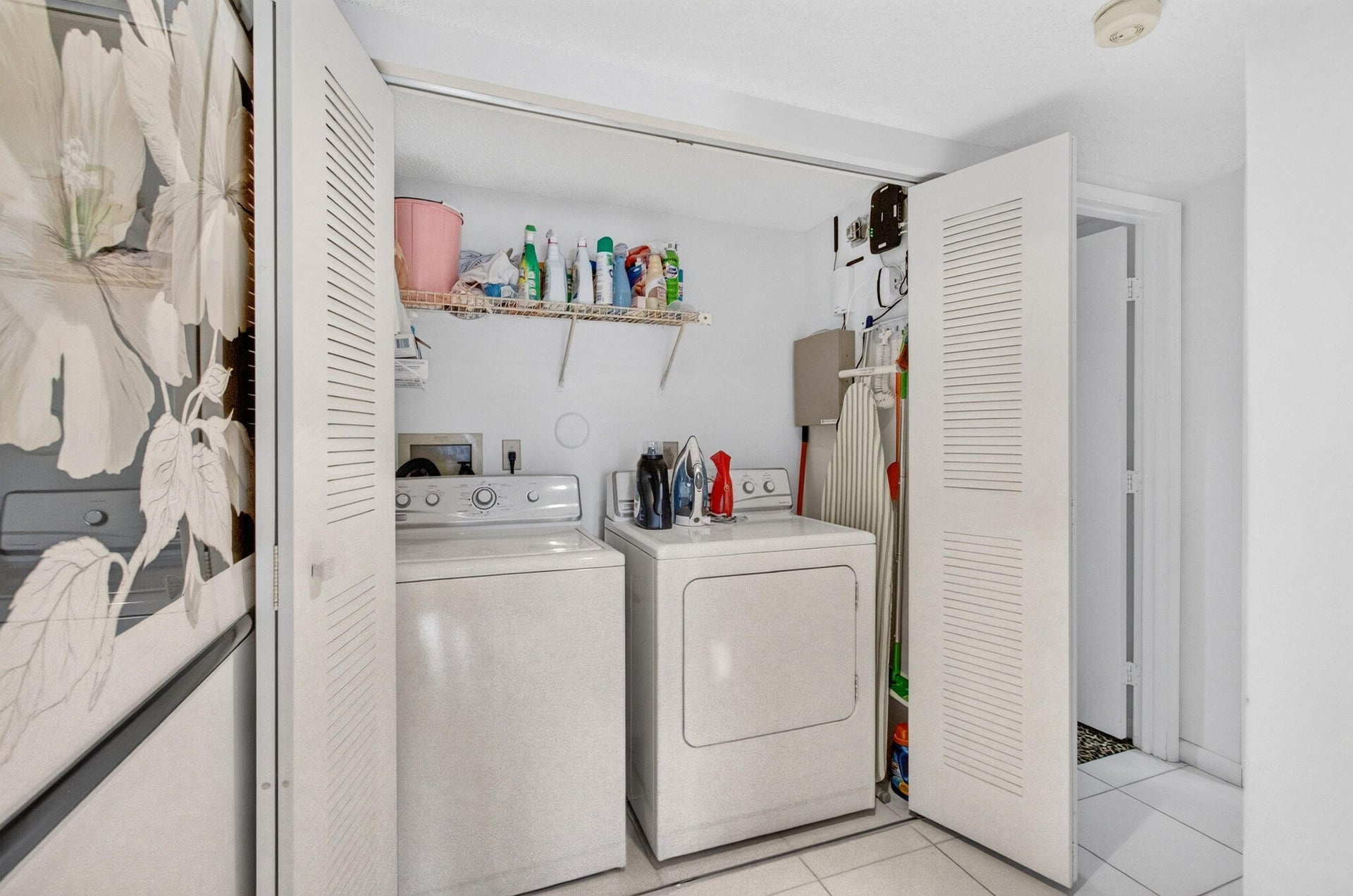 Unit 102 photo 41
