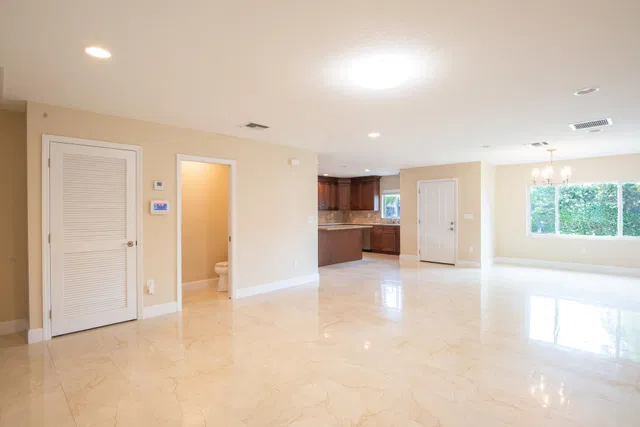 SoSo West Palm Beach Residence photo 11