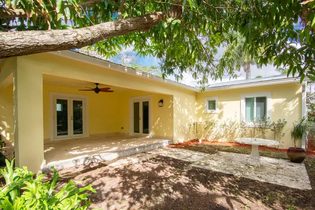SoSo West Palm Beach Residence photo 21