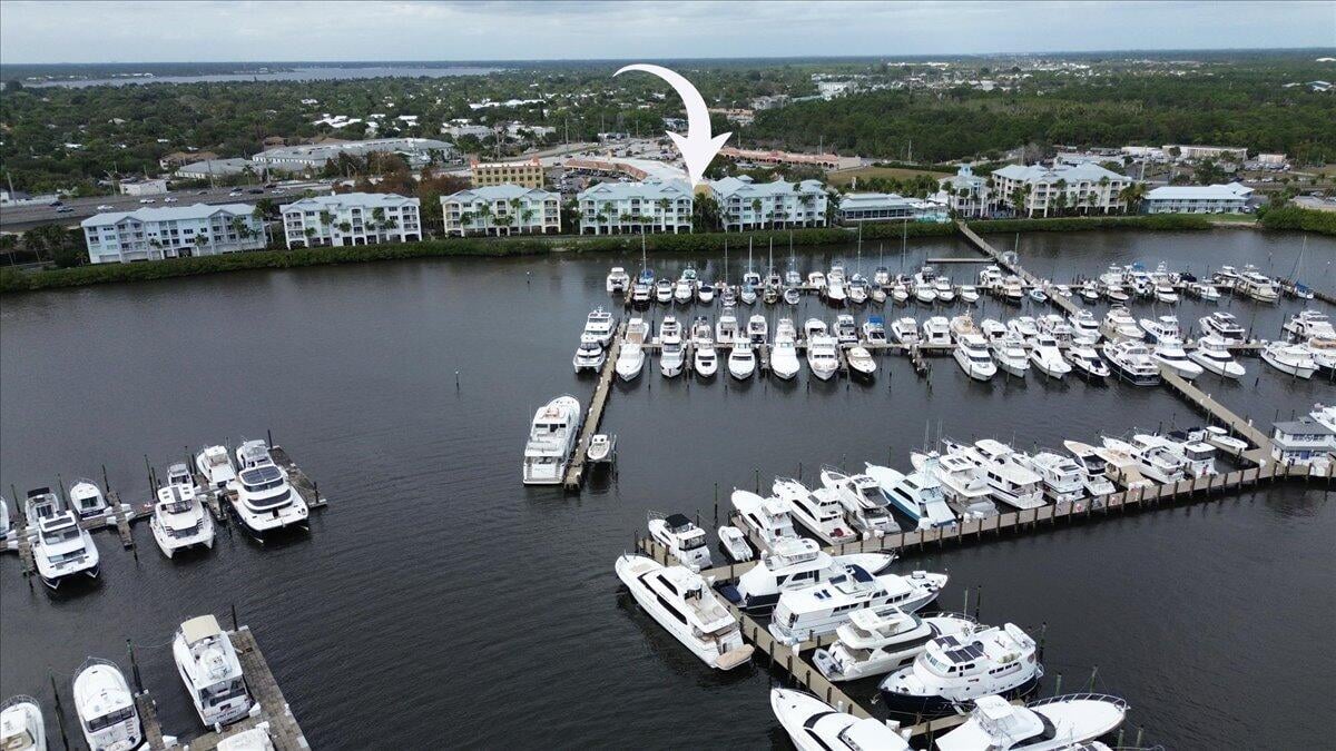 Harborage Yacht Club Unit 201 photo 29