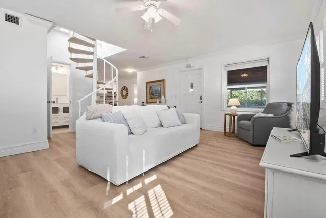 Residence photo 13