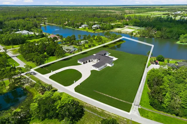 Homeland Residence photo 13