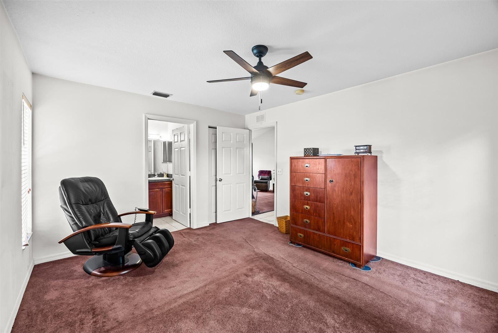 Residence photo 14