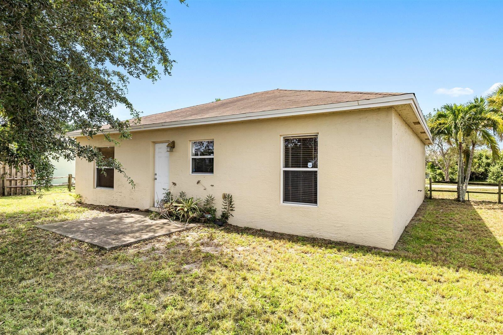 Residence photo 22