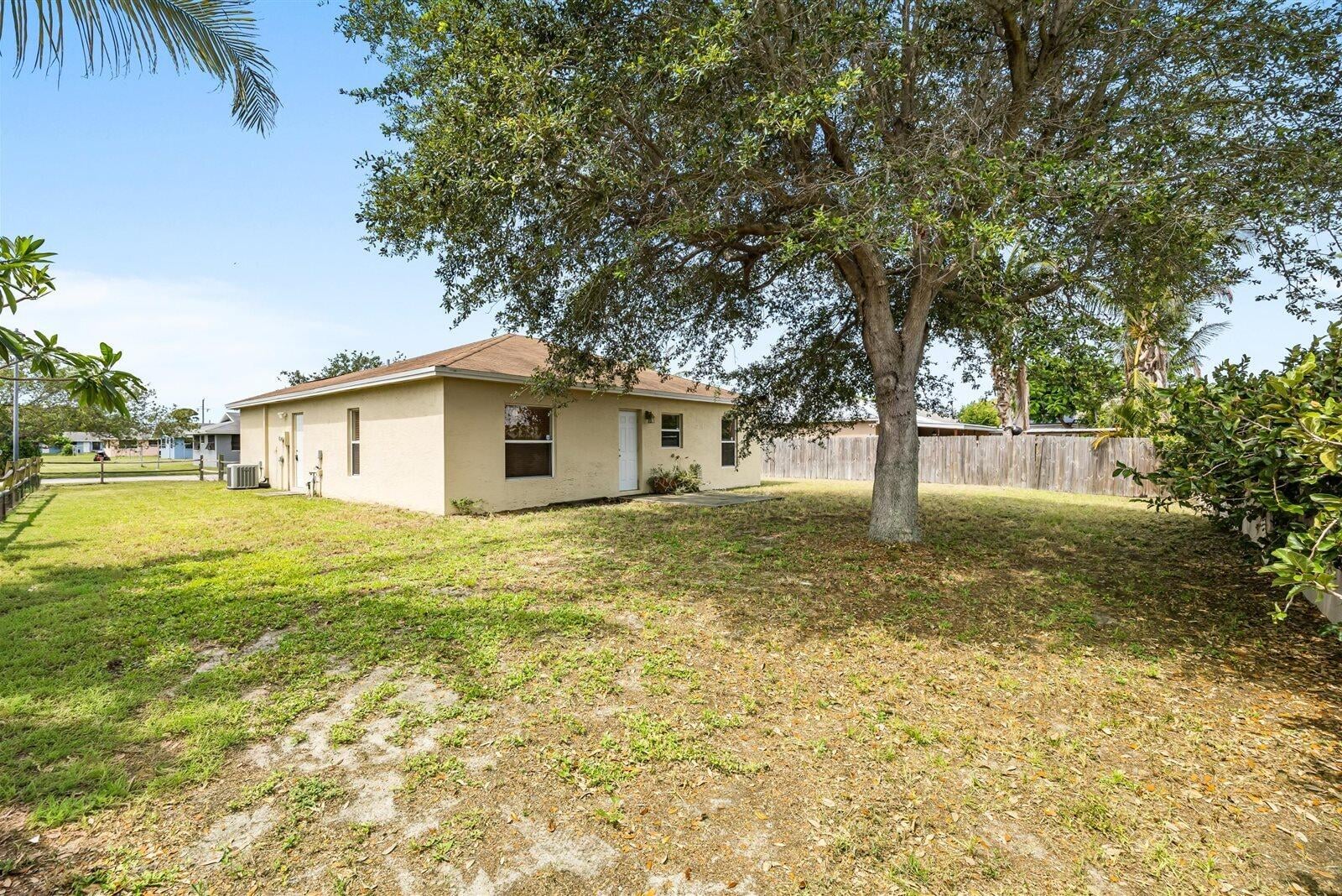 Residence photo 23
