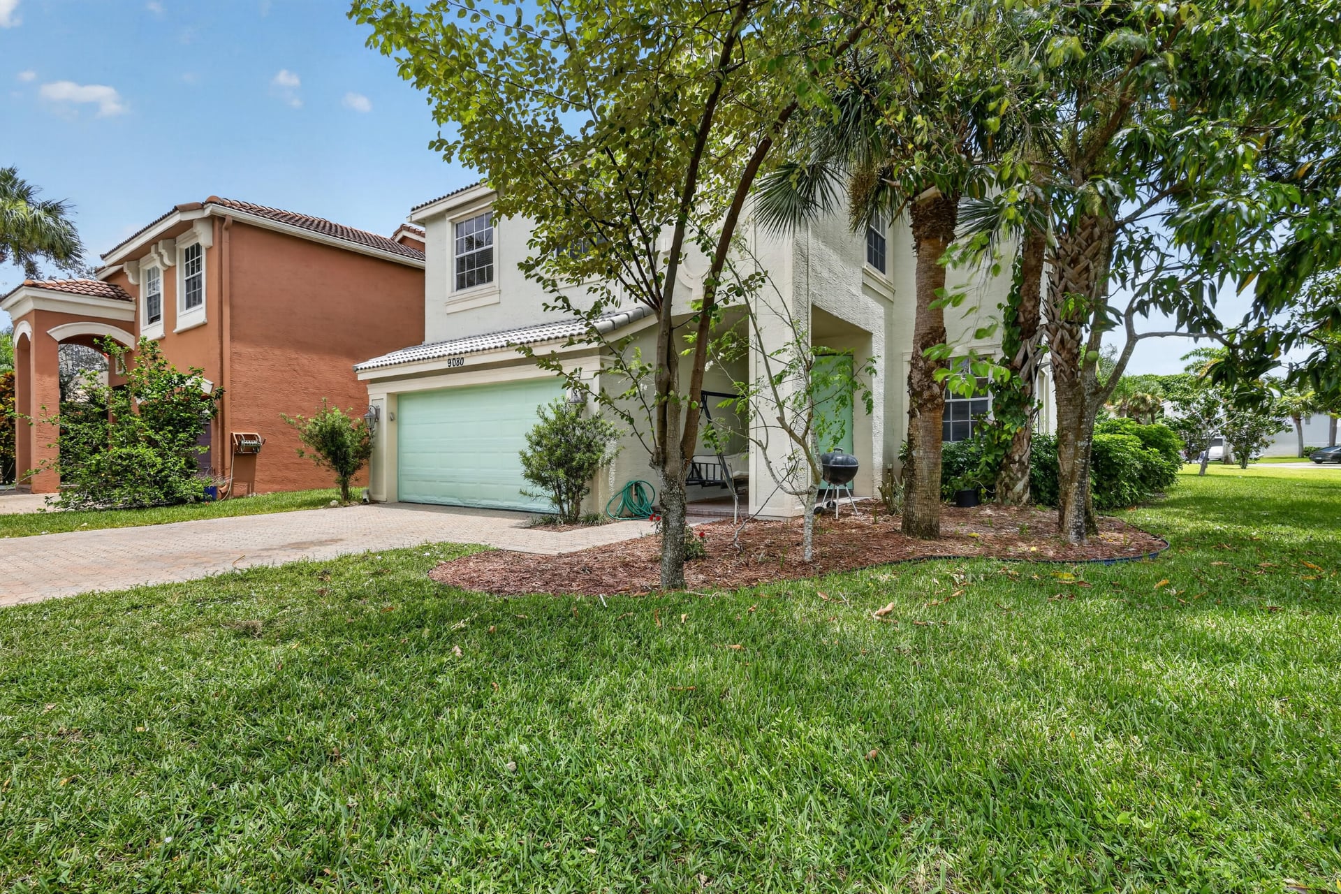 Residence photo 2