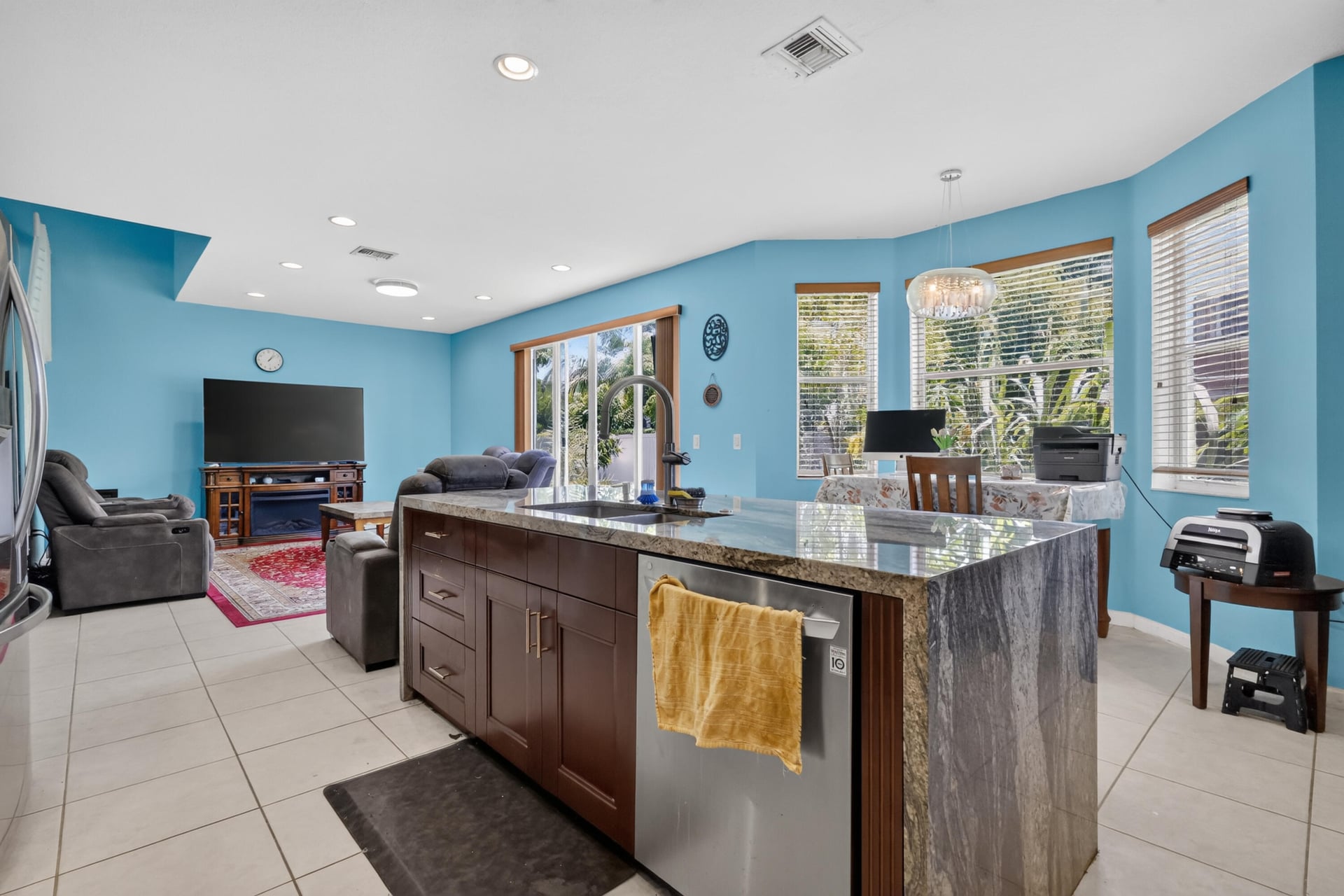Residence photo 20