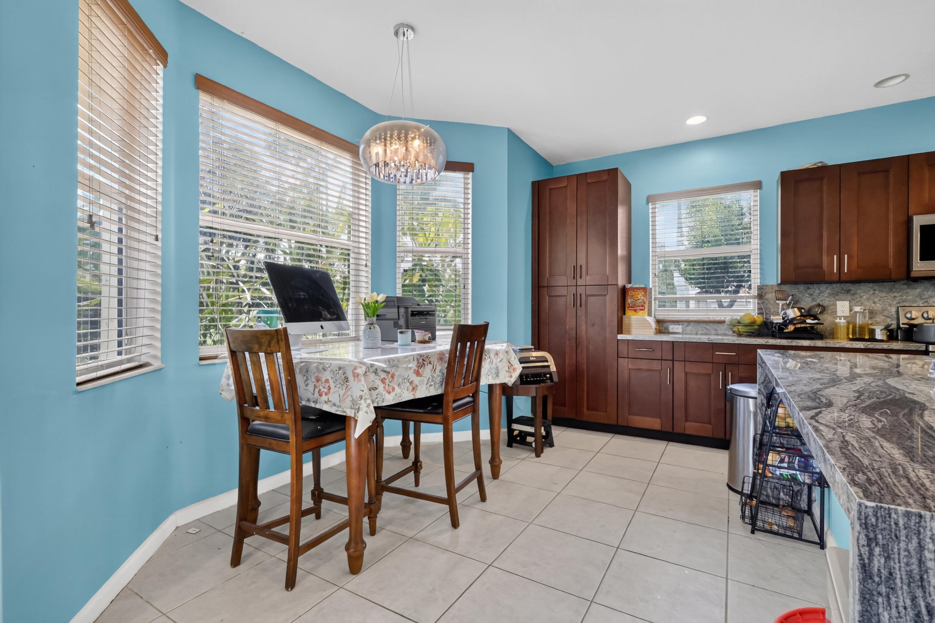 Residence photo 22