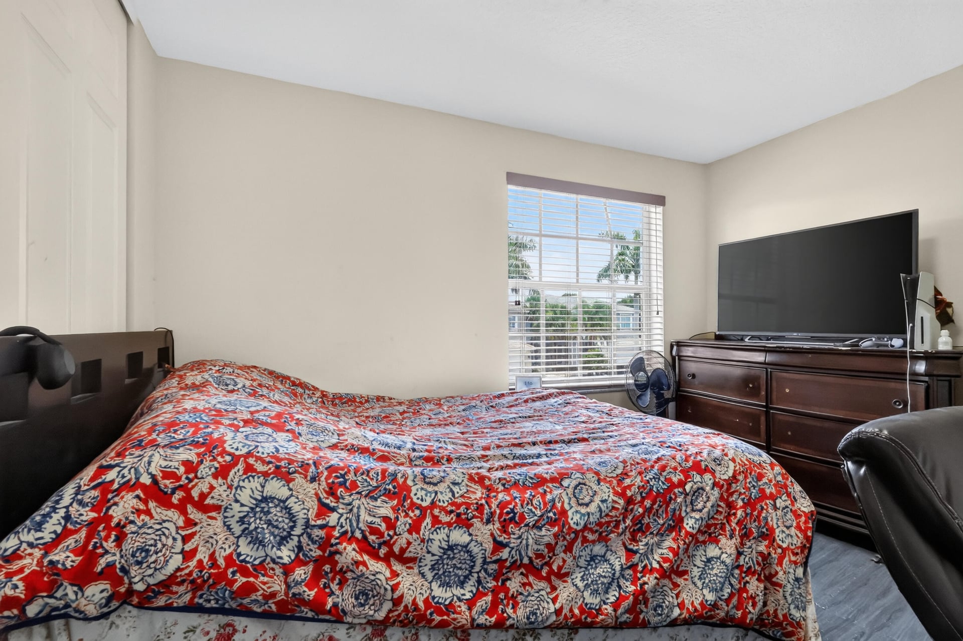 Residence photo 33