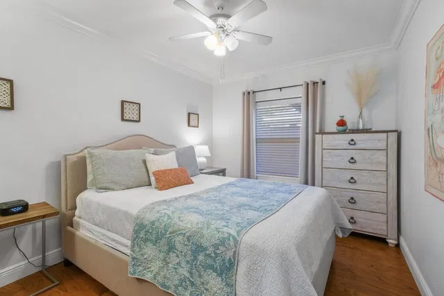 Residence photo 8