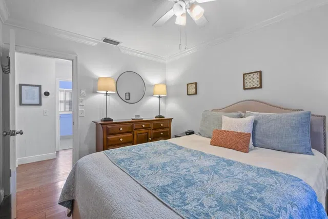 Residence photo 9