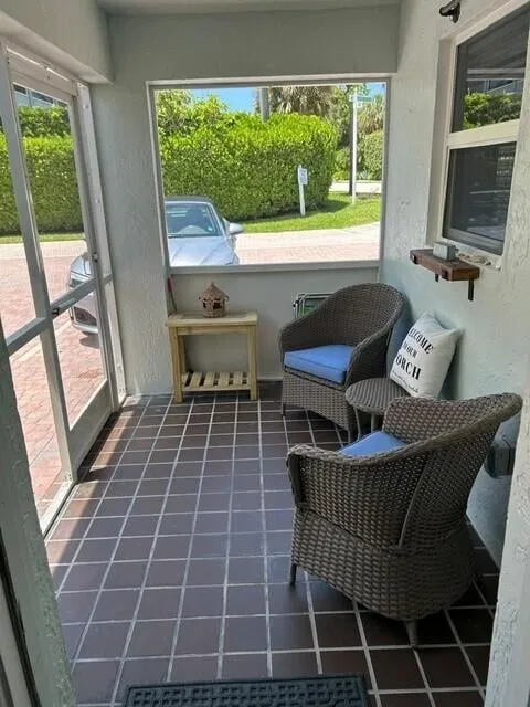 Residence photo 17
