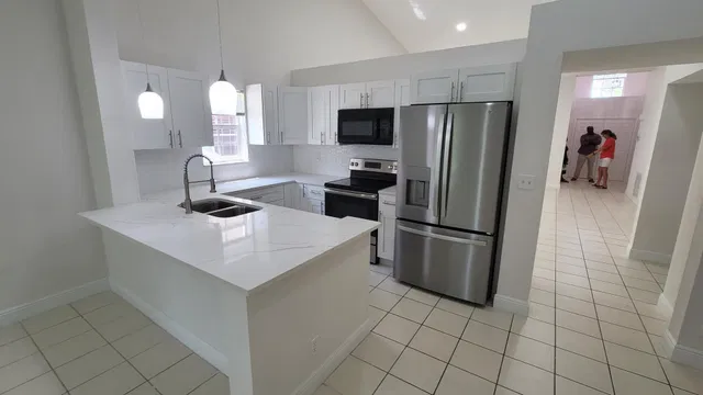 Residence photo 18