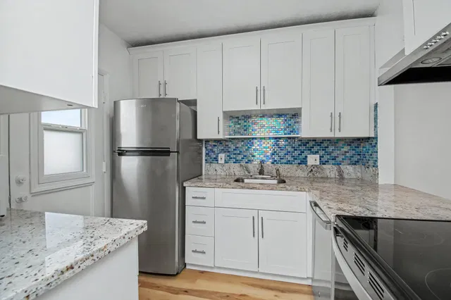 Unit 3140 photo 2