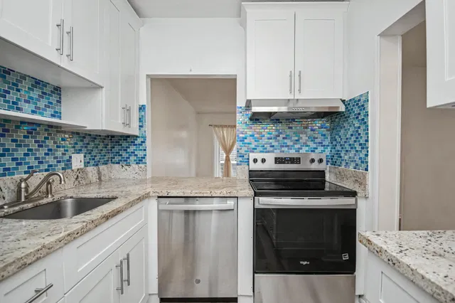 Unit 3140 photo 3