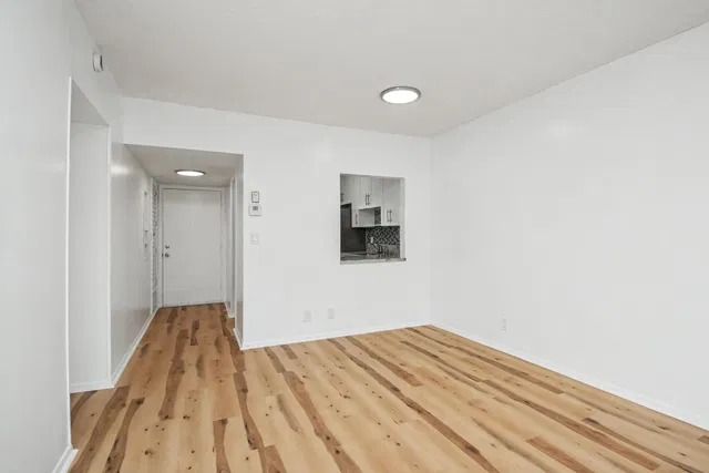 Unit 3140 photo 11