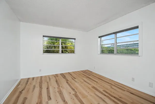 Unit 3140 photo 12
