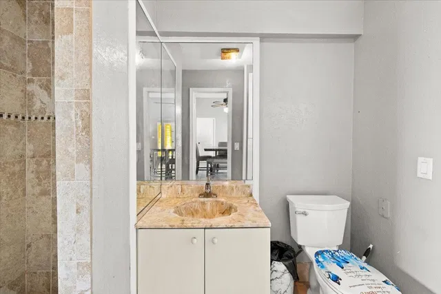 Residence photo 18