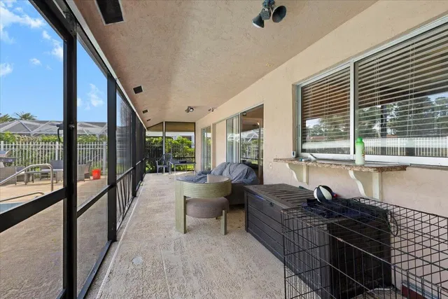 Residence photo 20