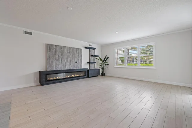 Residence photo 7