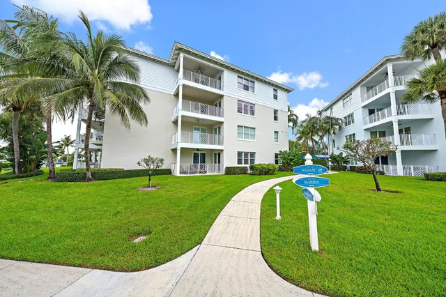 Residence photo 22