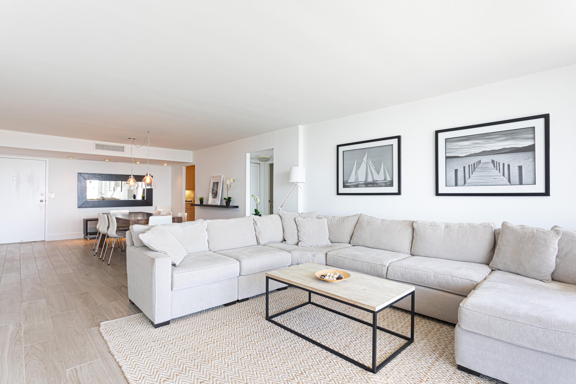 Barclay Condo Unit 818 photo 6