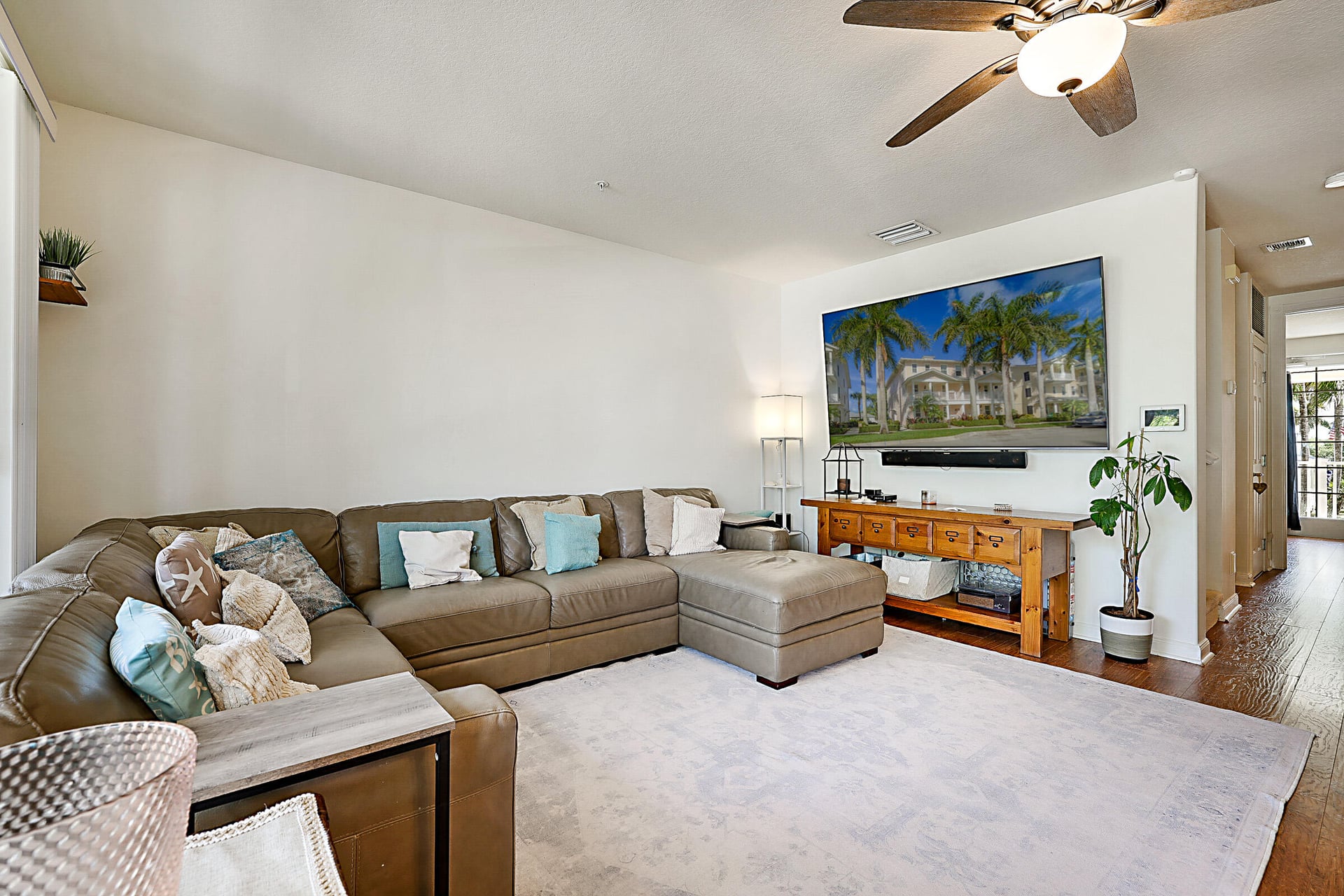 Mallory Creek Abacoa Residence photo 12