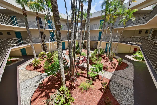 Unit 214 photo 25