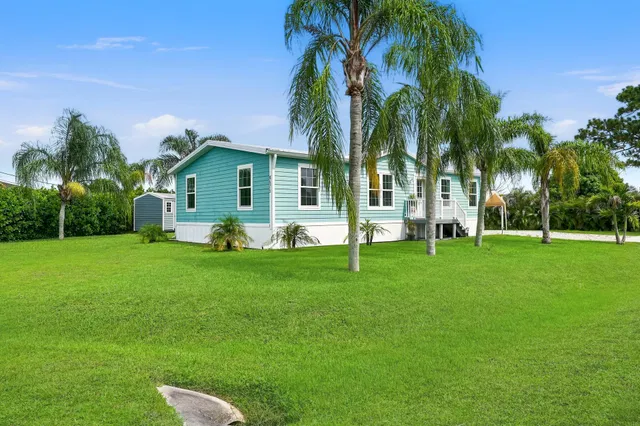 Residence photo 2