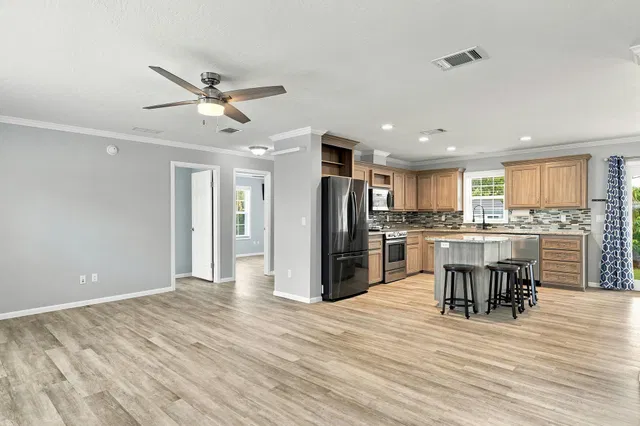 Residence photo 8