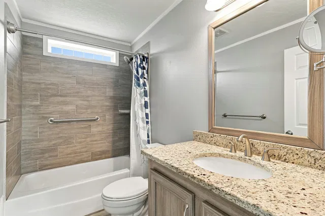 Residence photo 22