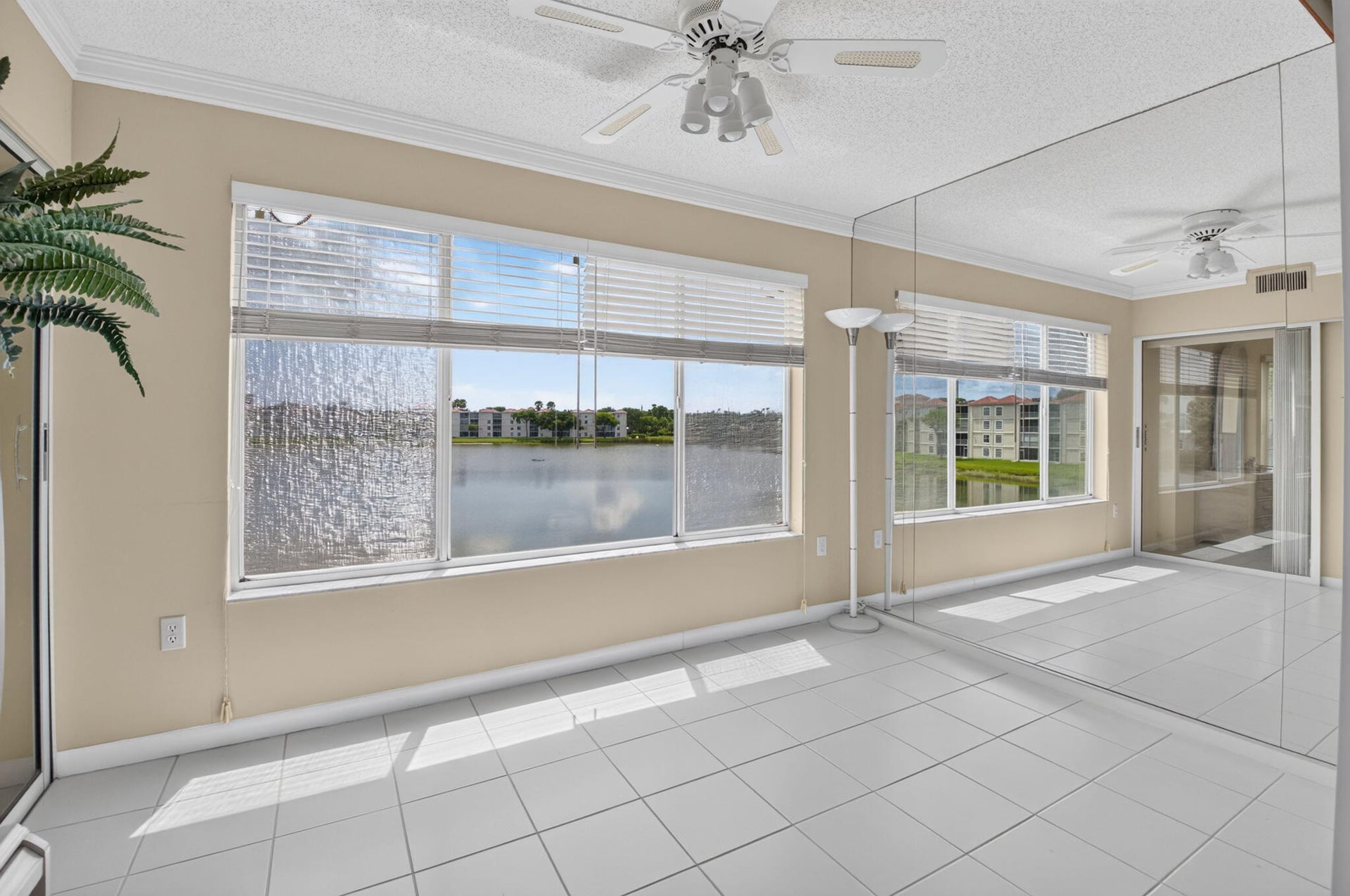 Unit 309 photo 23