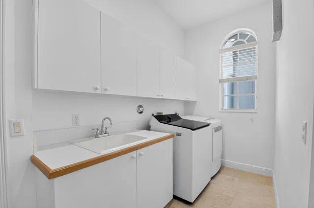 Residence photo 39