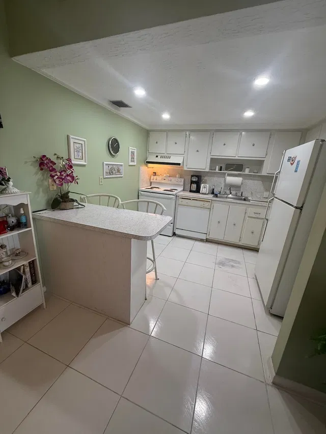 Residence photo 8