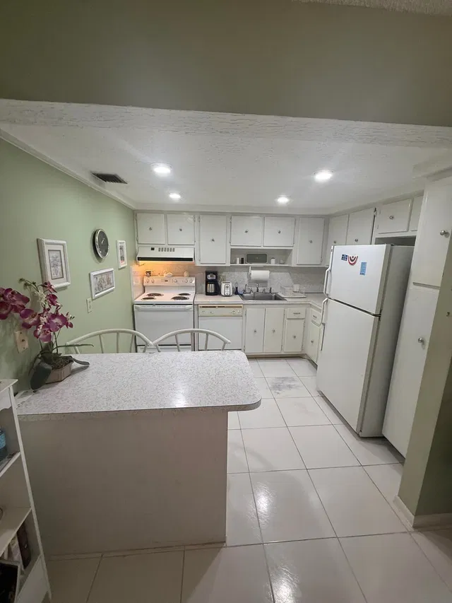 Residence photo 9
