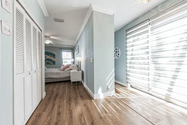 Residence photo 18