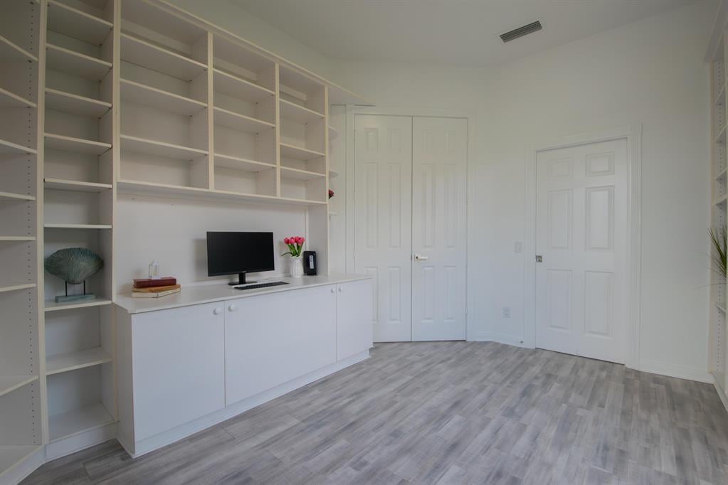 Residence photo 11