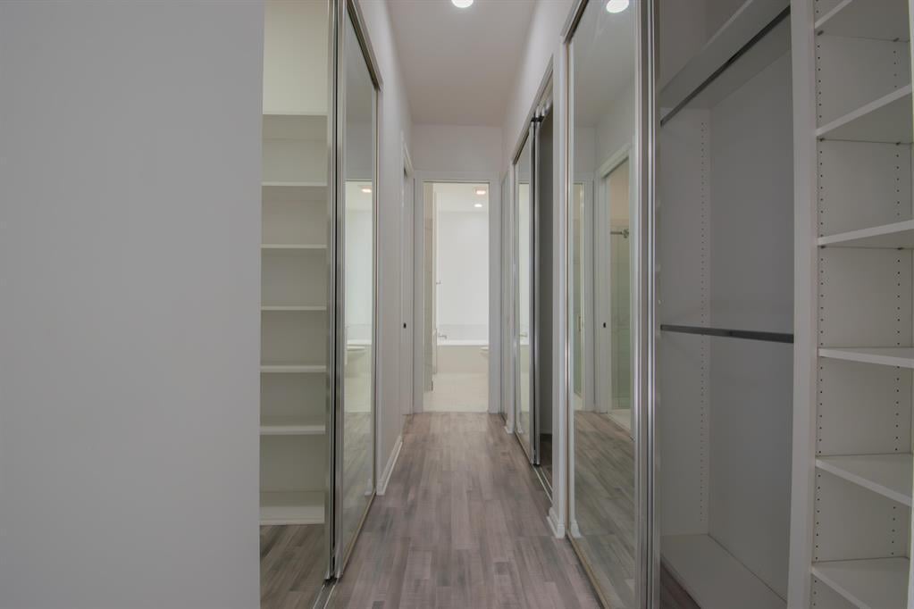 Residence photo 17