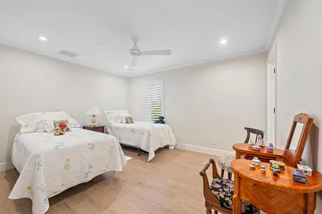 Residence photo 15