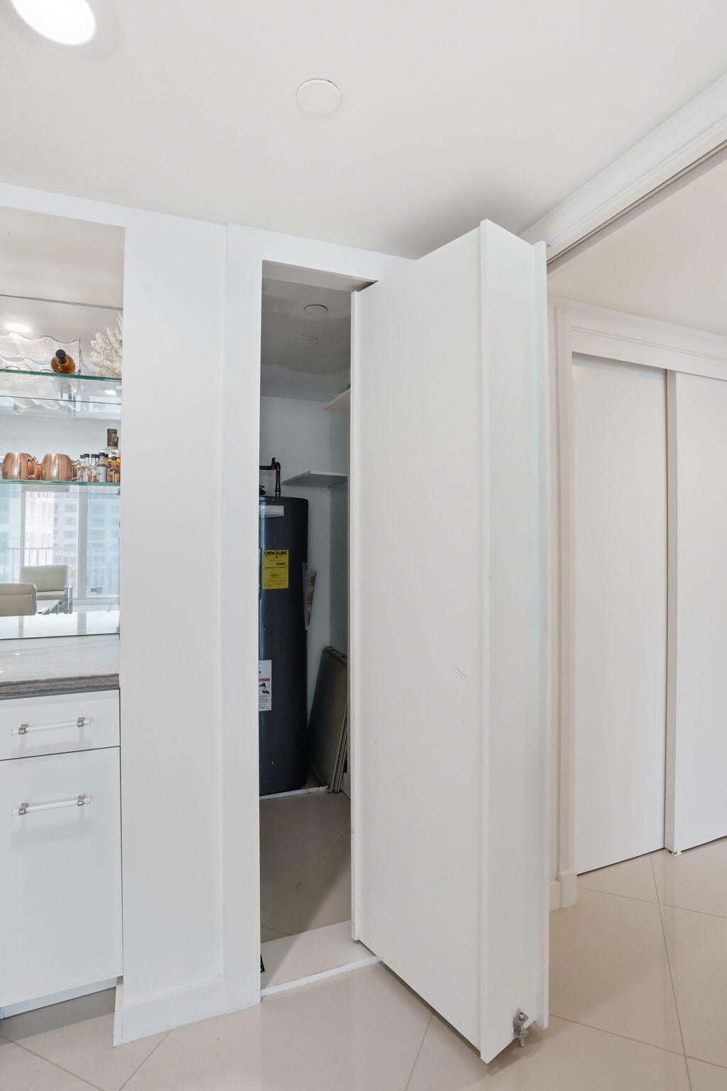 Unit 602 photo 13